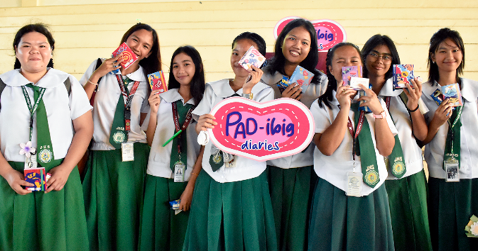 Palawan High School female students joined the Project Roots kick off campaign of Charmee.